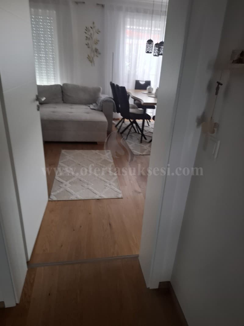 Shes ose Nderroj banesen 50m2 kati i -IV-/Prishtine