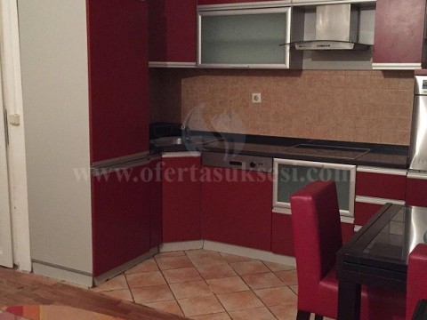 Jap me qira banesen 63m2 kati i -I- / Prishtine