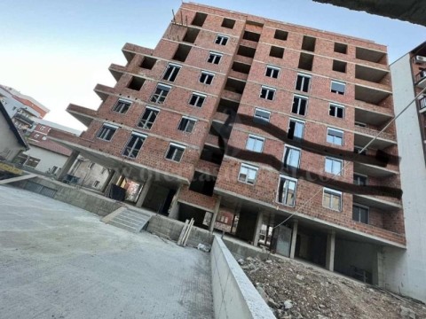 Shes banesen 130.30m2 kati i -II- / Prishtine