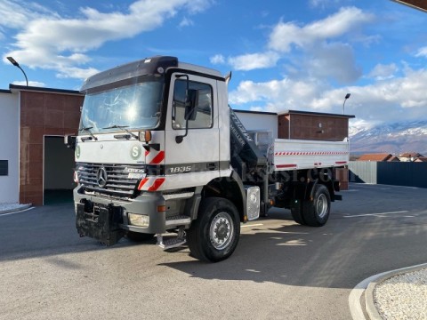   Shes Mercedes Actros 1835 4x4 Kiper & Kranë 