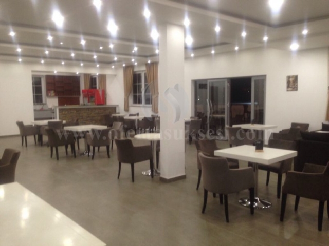 Jap me qira lokalin 200m2 + teras 102m2  / Fushe Kosove