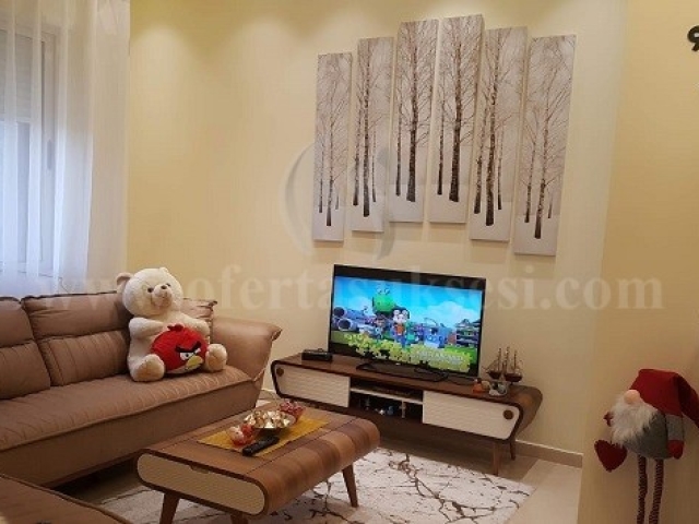 Shes banesen 77m2 kati i -I- / Tirane