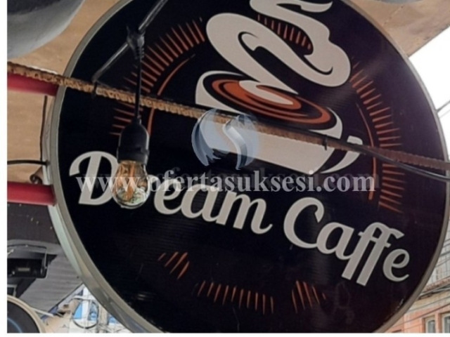 Ofroj pune per kamariere