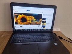 Shes llaptop