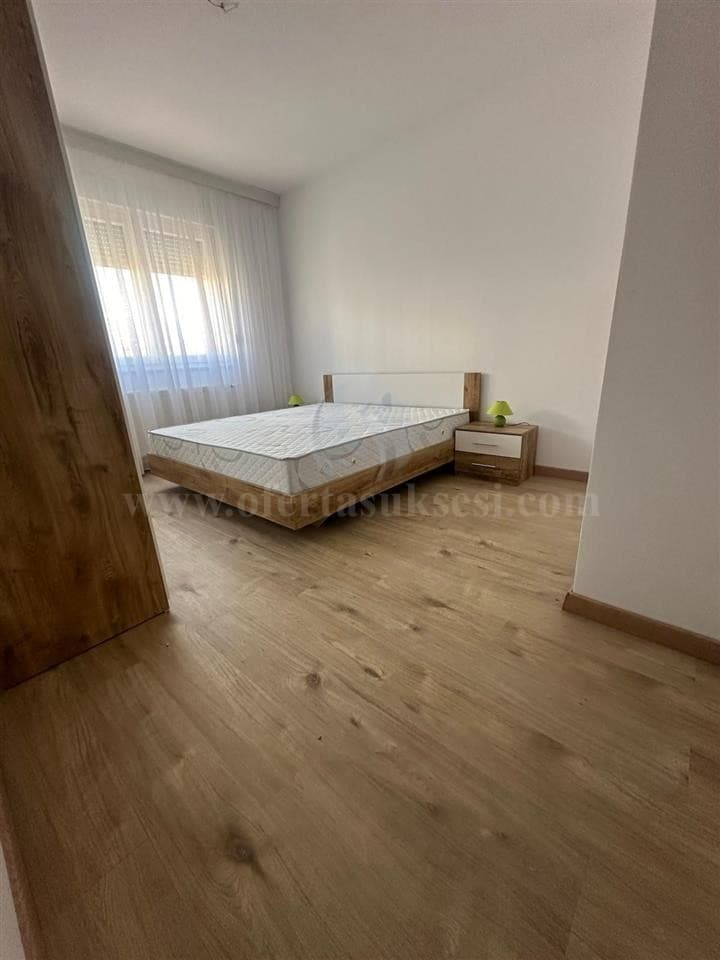 Jap me qira banesen 80m2 kati i -I-/Prishtine — fotografia 4