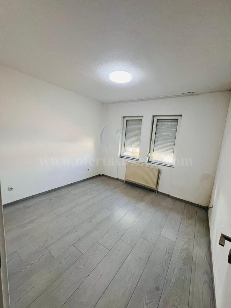 Jap me qira banesen 85m2 kati i -III- / Prishtine — fotografia 2