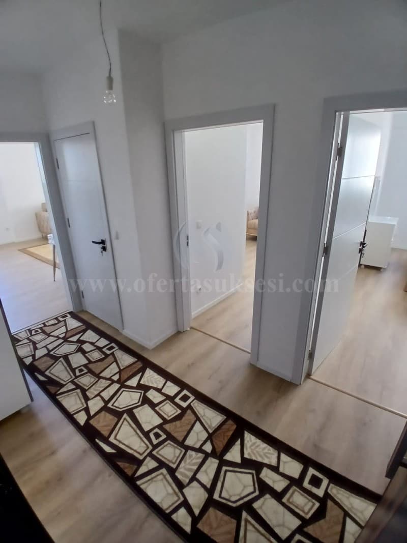 Jap me qira banesen 84m2 kati -II-/Fushe Kosove — fotografia 5