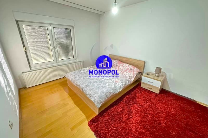 Jap me qira shtepin dy katshe 200m2 / Prishtine — fotografia 5