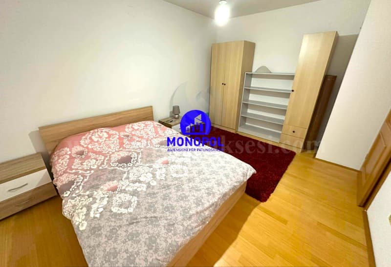 Jap me qira shtepin dy katshe 200m2 / Prishtine — fotografia 6