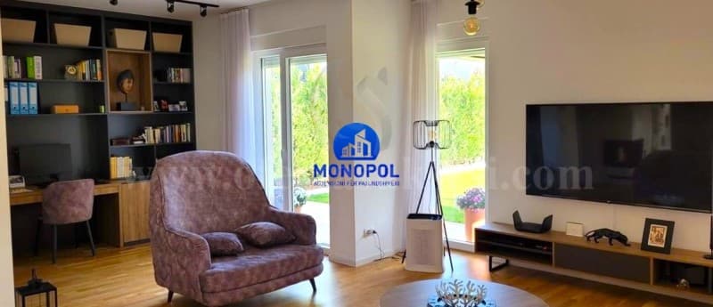 Jap me qira shtepin 200m2 dy kateshe / Prishtine — fotografia 2