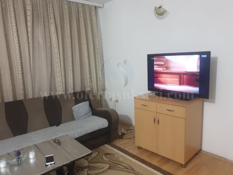 Jap me qira banesen afer 50m2 kati perdhes/Prishtine — fotografia 1