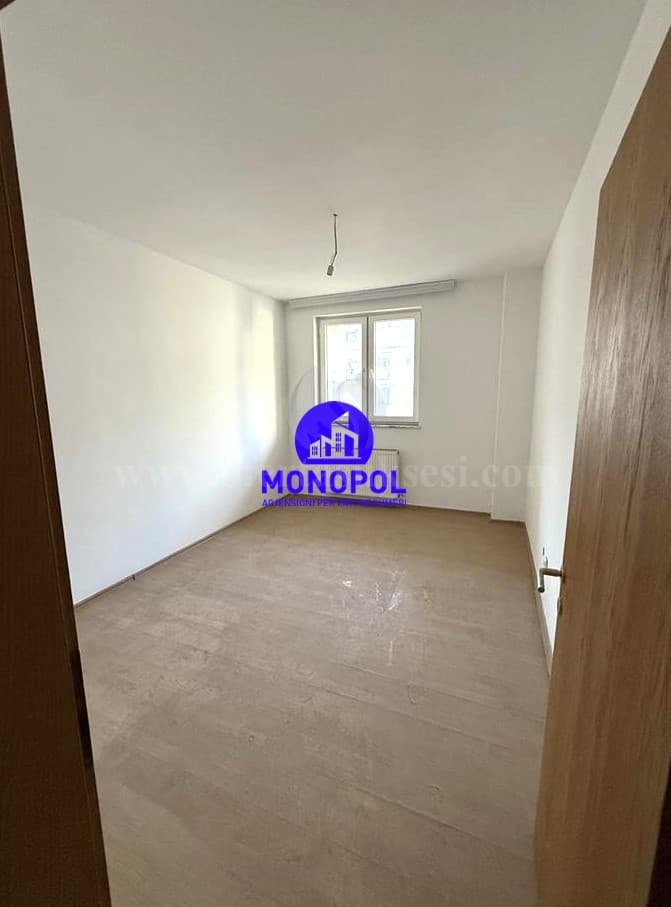 Jap me qira banesen-zyren 89m2 kati i -VI-/Fushe Kosove — fotografia 3