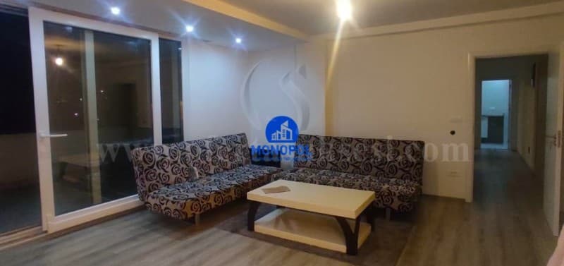 Jap me qira banesen-penthouse 85m2 kati i -VII-/Prishtine — fotografia 1