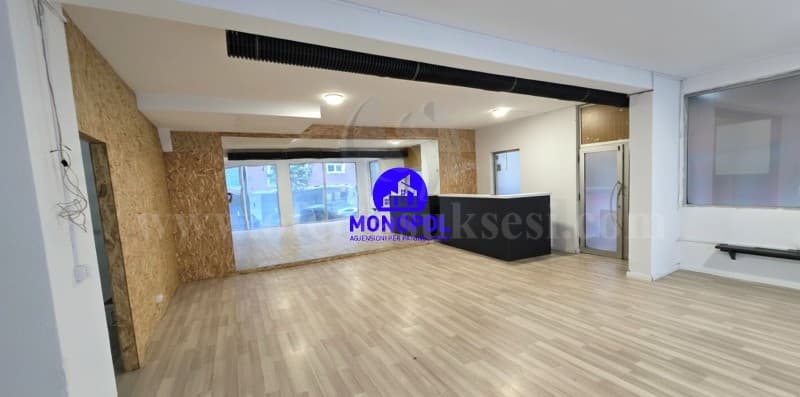 Jap me qira lokalin 77m2 kati perdhes / Prishtine — fotografia 3