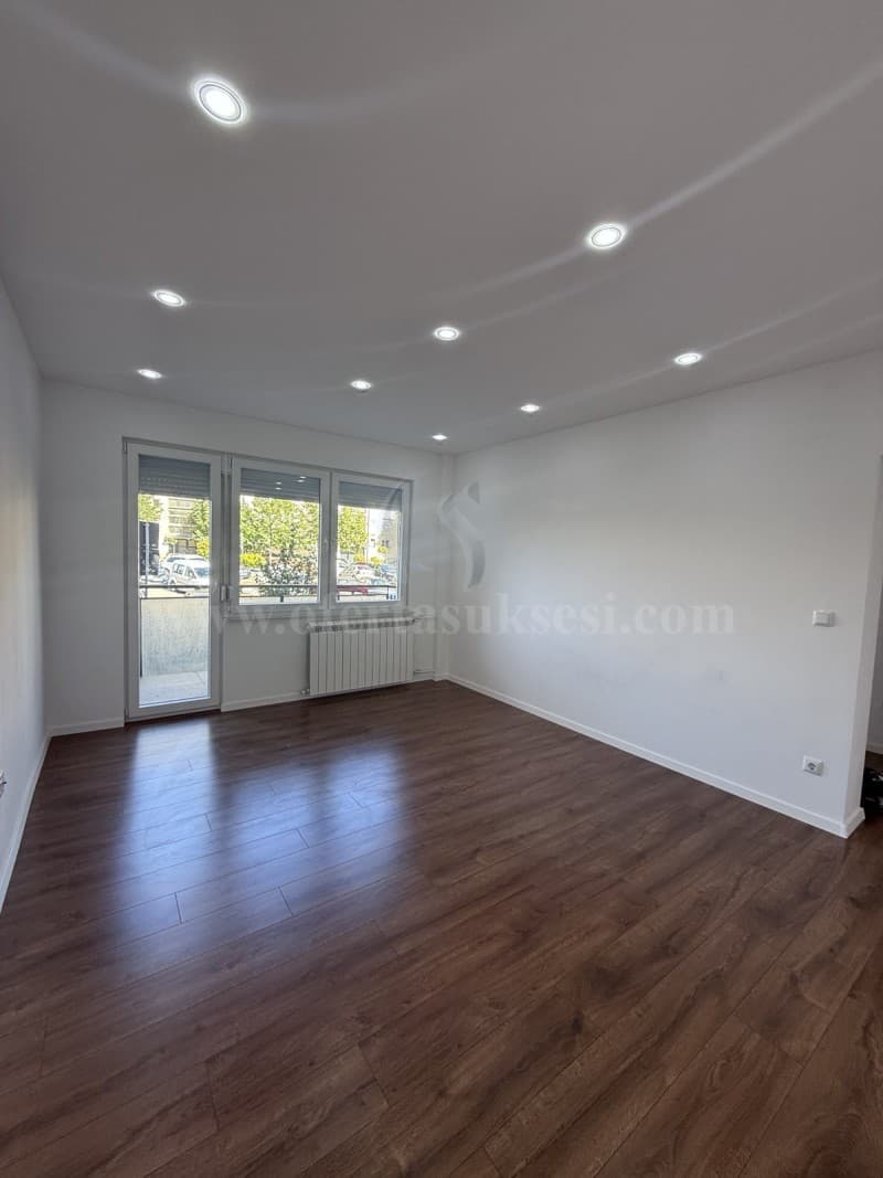 Jap me qira banesen-zyren 70m2 kati i -I-/Prishtine — fotografia 1