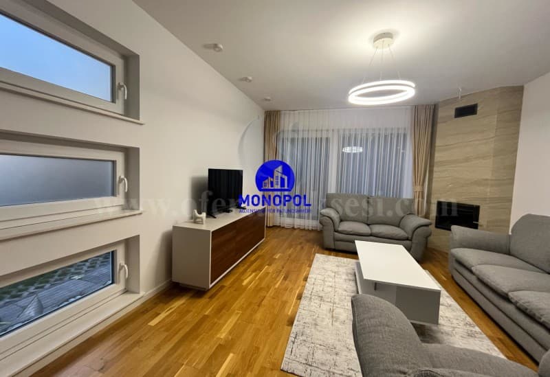 Jap me qira shtepin 140m2 dy kateshe me 2.3 ari truall/Prishtine — fotografia 2