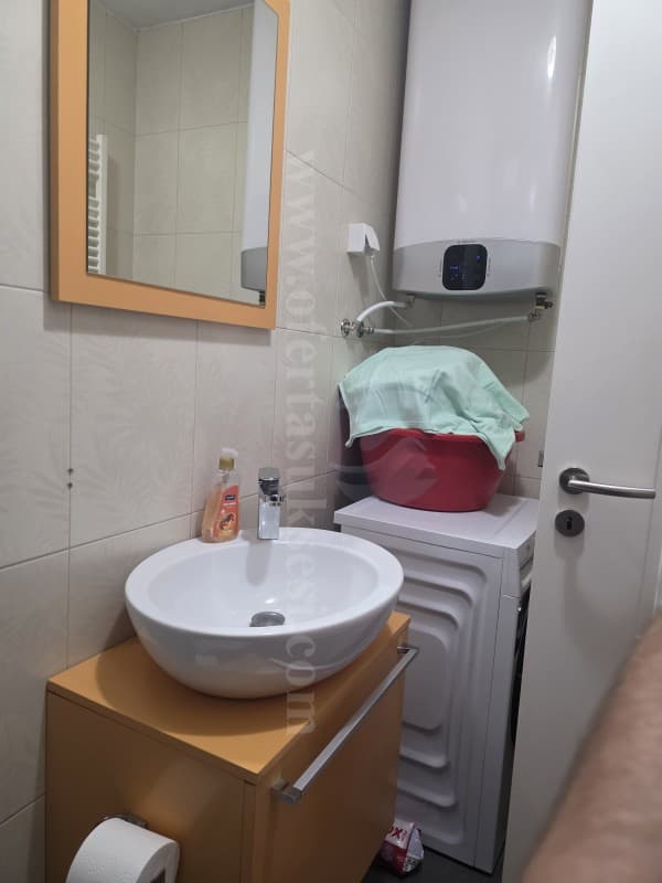 Shes banesen 87m2 kati i -VI- /Prishtine — fotografia 2