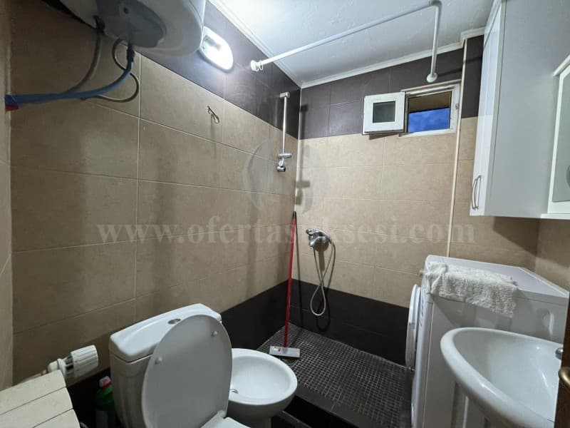 Shes banesen 42m2neto kati i -III- / Prishtine — fotografia 5