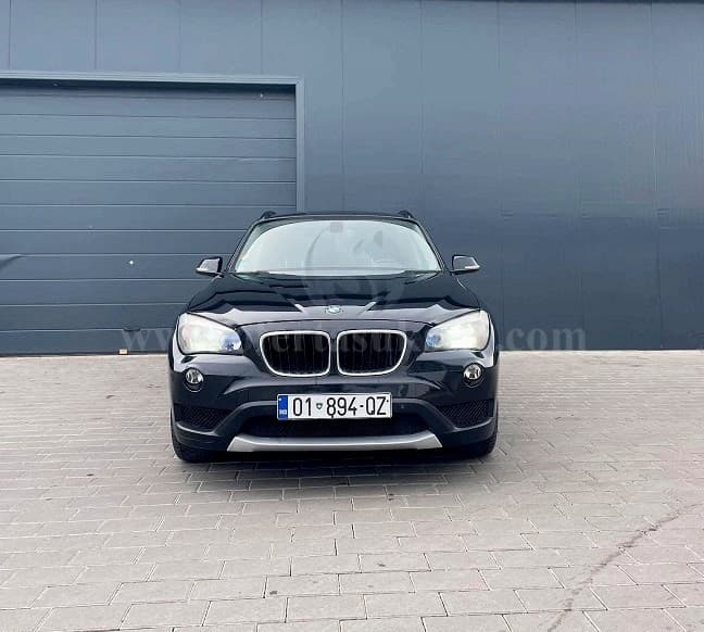 Shes BMW X1 2.0 dizel, xDrive20d Sport Line — fotografia 4