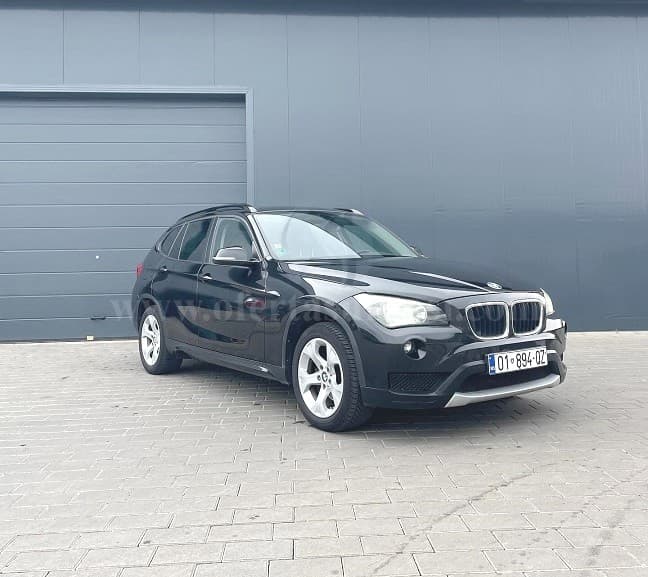 Shes BMW X1 2.0 dizel, xDrive20d Sport Line — fotografia 1