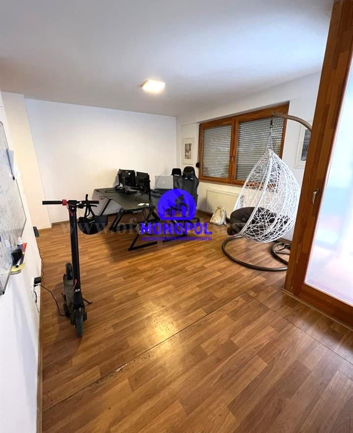 Jap me qira banesen-zyren 100m2 kati i -I- /Prishtine — fotografia 2