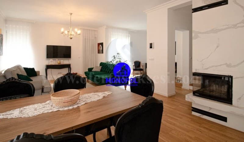 Jap me qira shtepin 200m2 dy kateshe me 4 ari oborr/Prishtine — fotografia 3