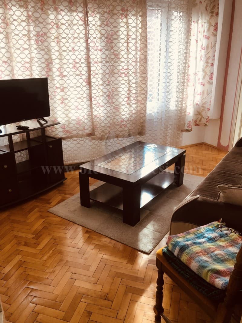 Jap me qira banesen 58m2 kati i -III-/Prishtine — fotografia 1