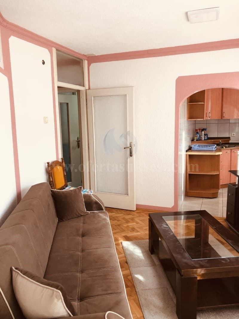 Jap me qira banesen 58m2 kati i -III-/Prishtine — fotografia 2