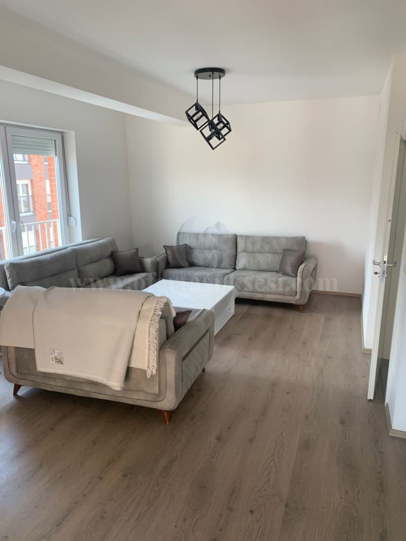 Jap me qira banesen 86m2 kati i -VI-/Fushe Kosove — fotografia 1