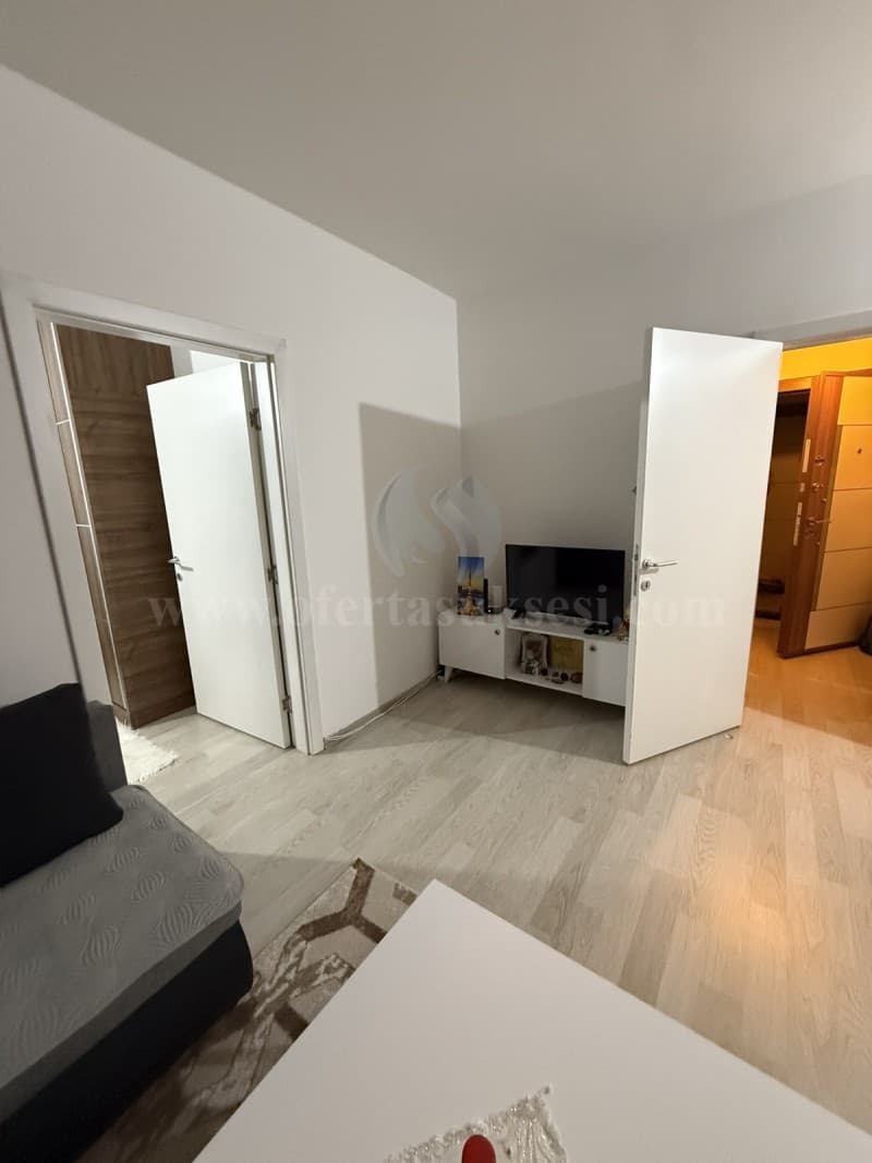 Shes banesen 47m2 kati i -VI-/Fushe Kosove — fotografia 5