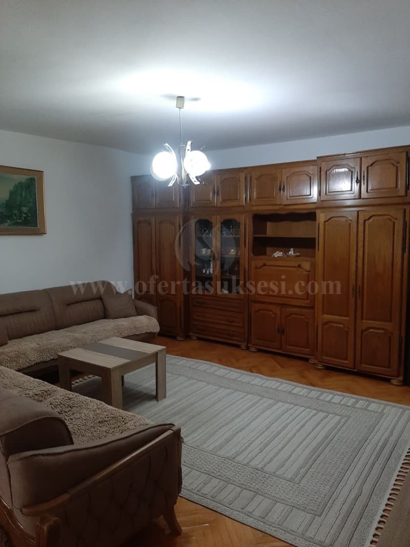 Japme qira banesen 75m2 kati i -III-/Prishtine — fotografia 2