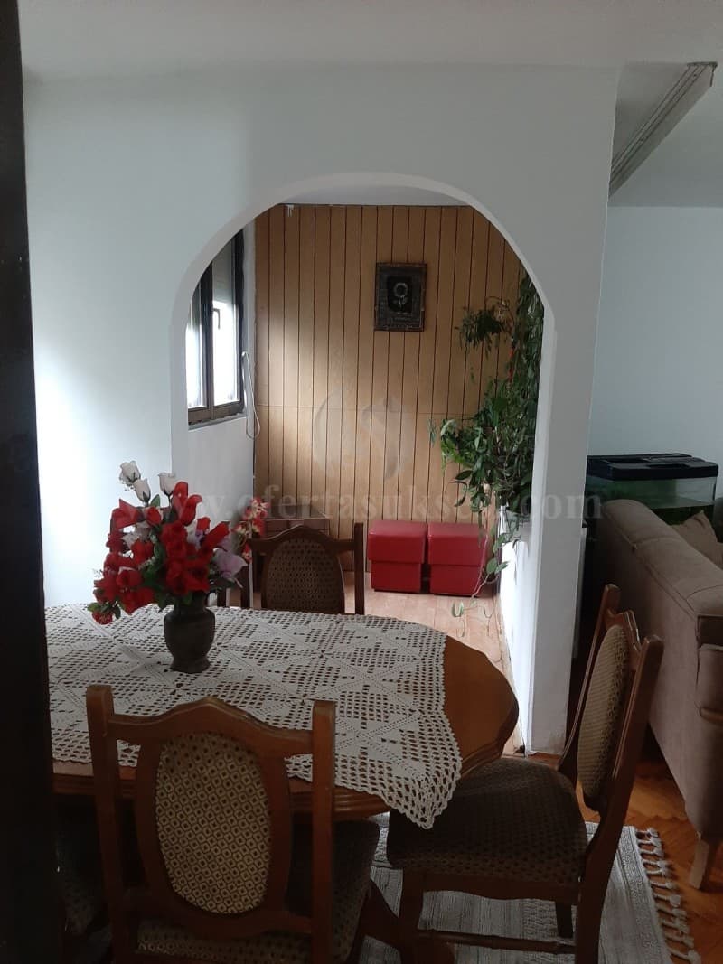 Japme qira banesen 75m2 kati i -III-/Prishtine — fotografia 3