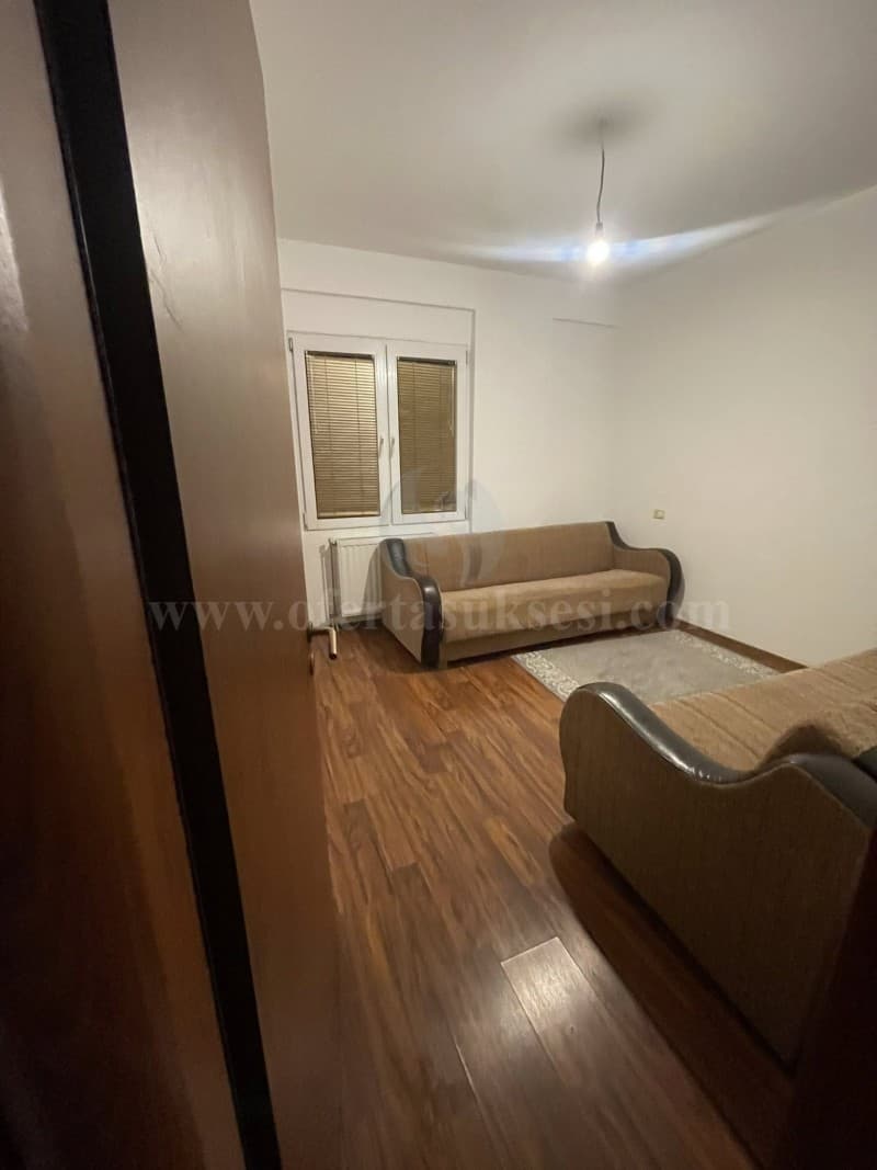 Jap me qira banesen 100m2 kati i -I-/Prishtine — fotografia 4