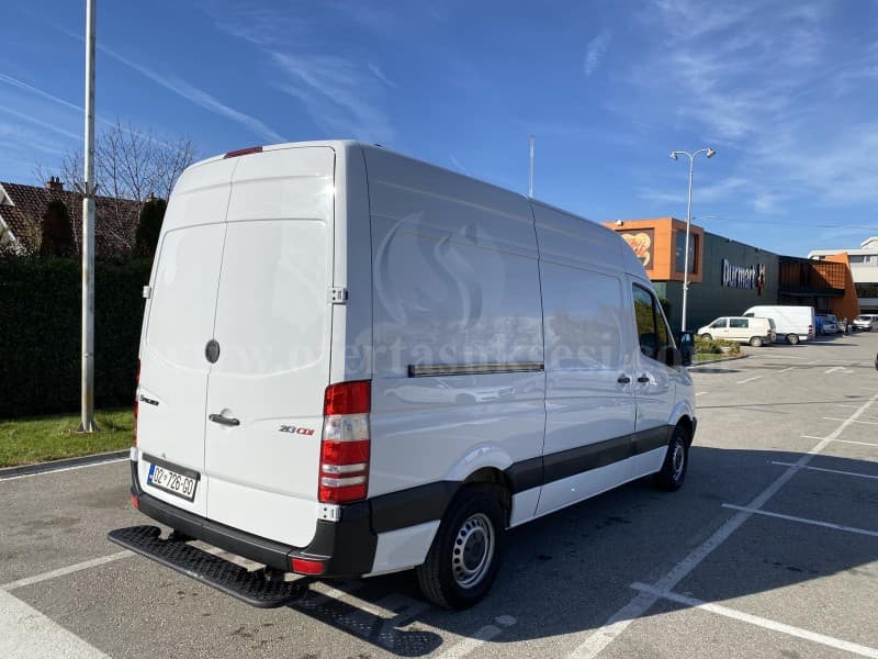 Shes Mercedes Sprinter 213 CDI — fotografia 8