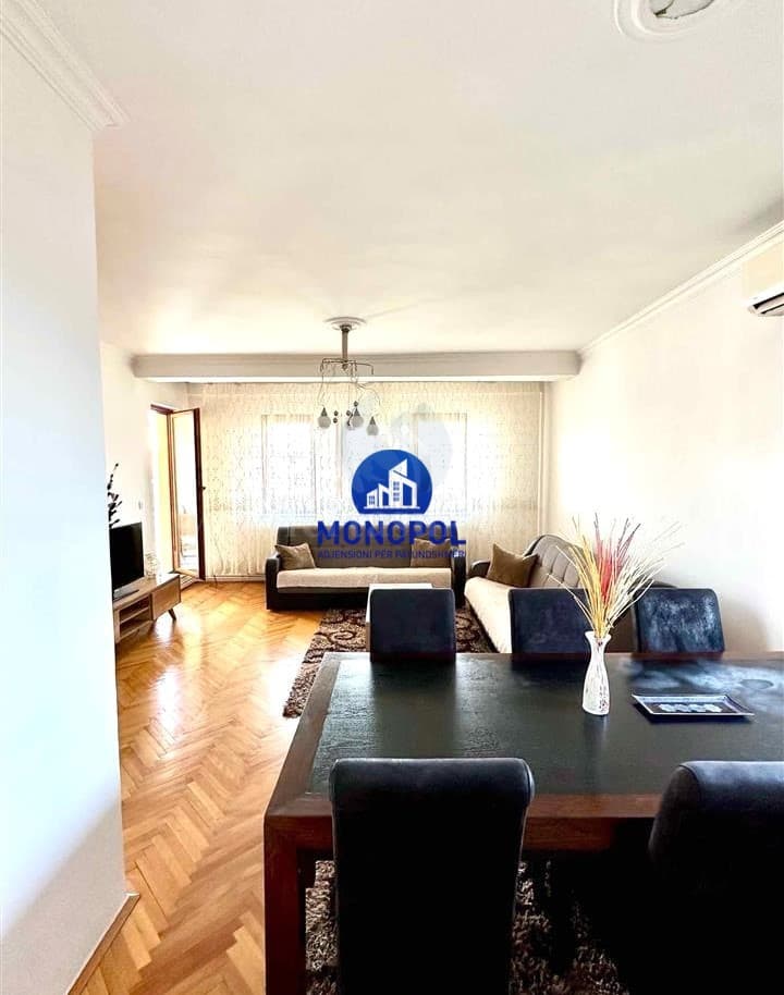 Jap me qira banesen 85m2 kati i -IV- / Prishtine — fotografia 2