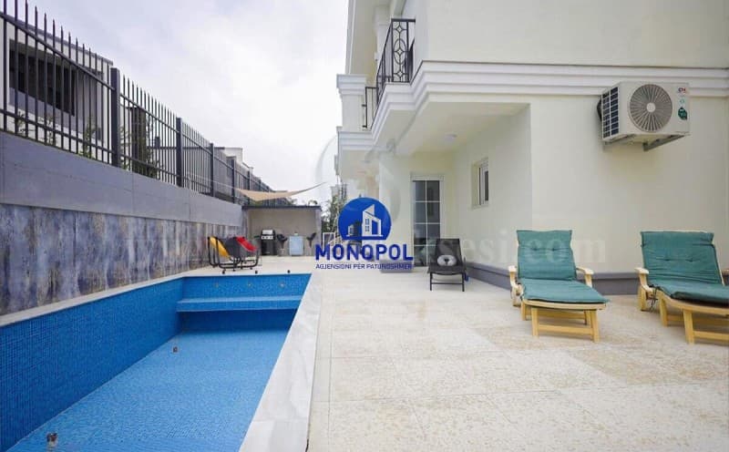 Jap me qira shtepin 350m2 dy kateshe / Prishtine — fotografia 2