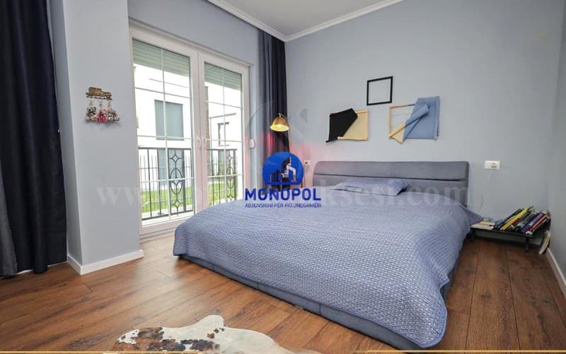 Jap me qira shtepin 350m2 dy kateshe / Prishtine — fotografia 8