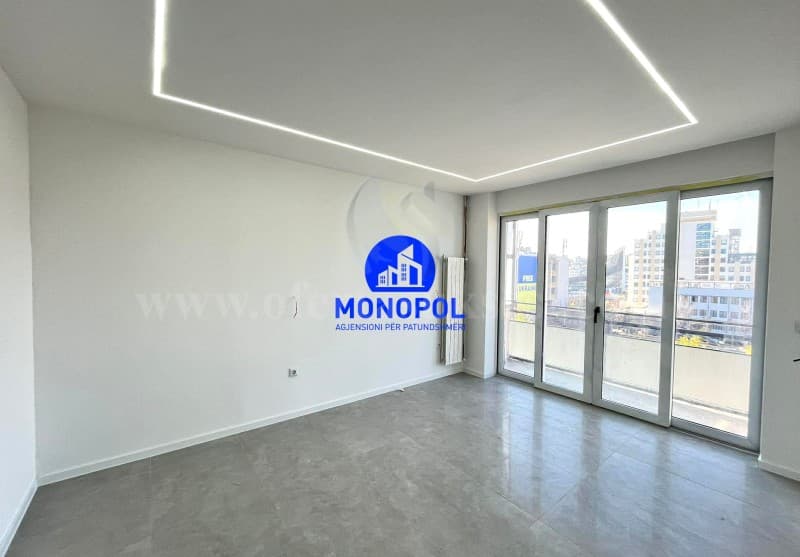 Jap me qira bensen-Zyren 50m2 kati i -III-/Prishtine — fotografia 1