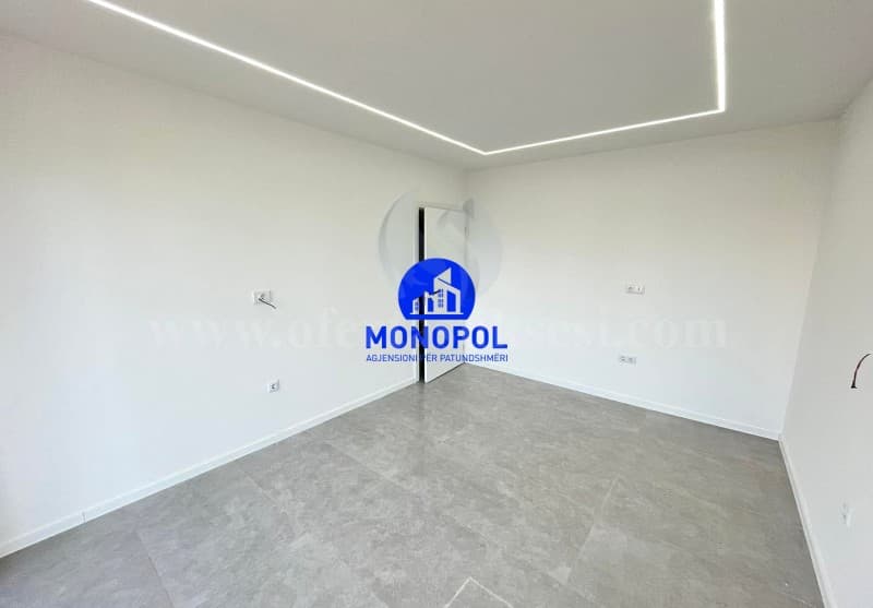 Jap me qira bensen-Zyren 50m2 kati i -III-/Prishtine — fotografia 2