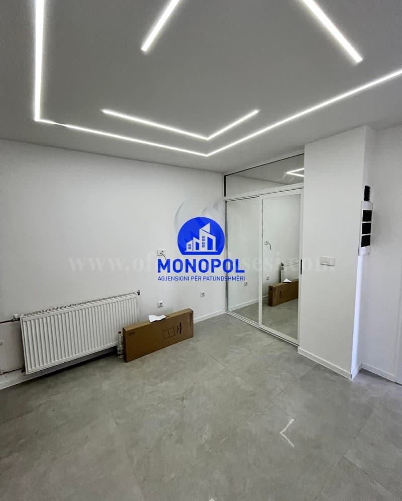 Jap me qira bensen-Zyren 50m2 kati i -III-/Prishtine — fotografia 7