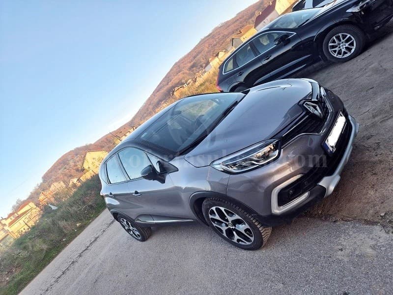 Shes Renault Captur 1.5 dizel — fotografia 2