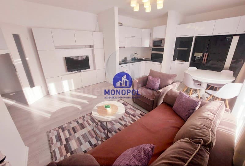 Jap me qira banesen 85m2 kati i -V-/Prishtine — fotografia 1