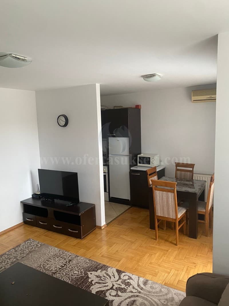 Jap me qira banesen 80m2 kati i -III-/Prishtine — fotografia 2