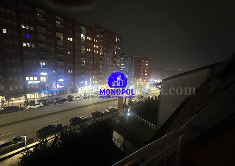 Jap me qira katine e shtepis 160m2 kati i -III-/Prishtine — fotografia 8