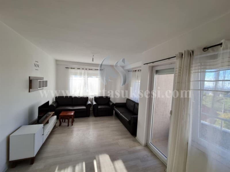 Jap me qira banesen 75m2 kati i -IV- /Prishtine — fotografia 1