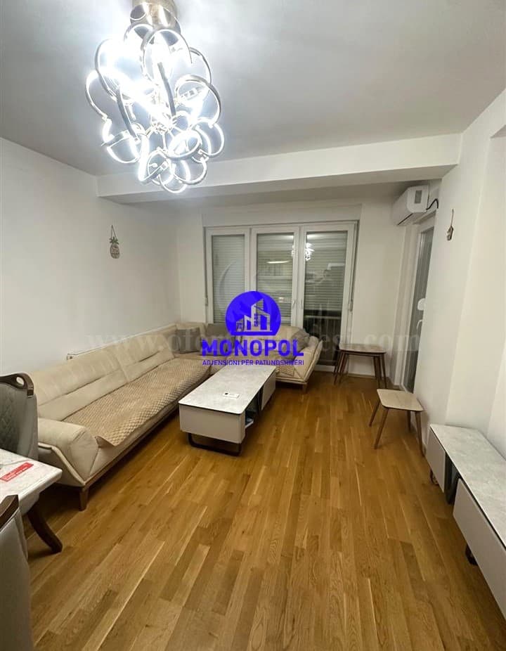 Jap me qira banesen 110m2 kati i -VIII- / Prishtine — fotografia 1