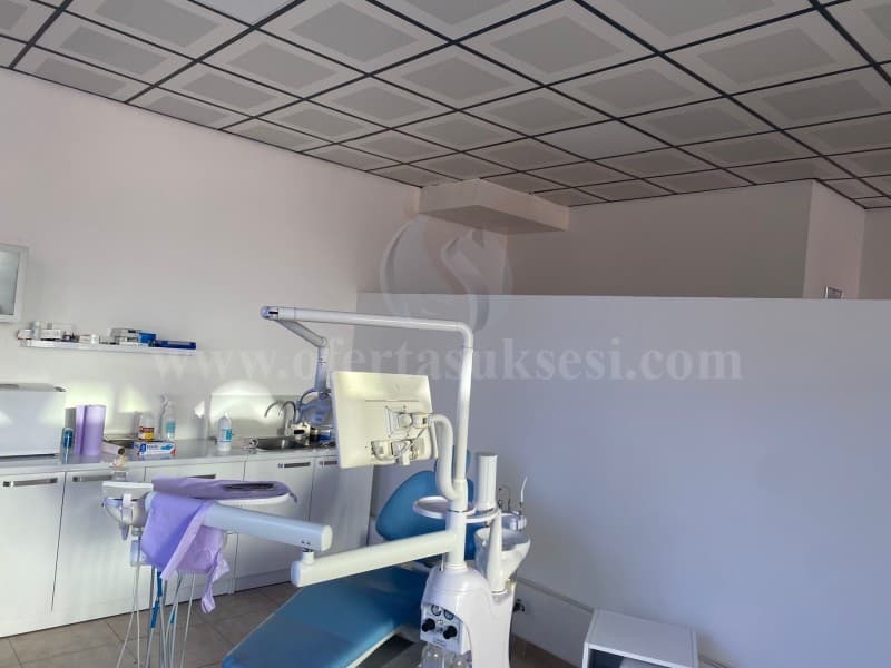 Shes lokalin 50m2 kati i -I- / Prishtine — fotografia 5