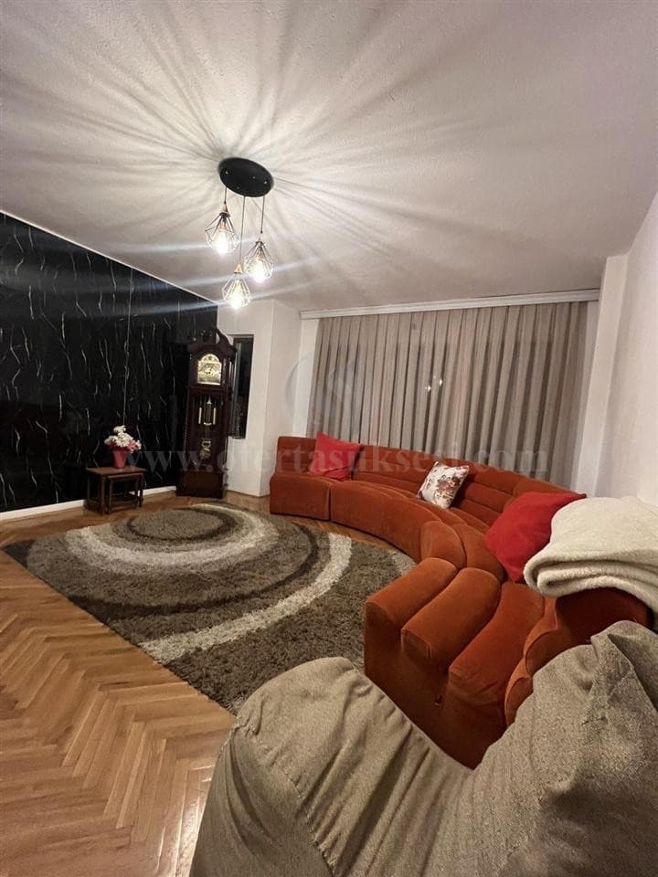 Jap me qira katin e shtepis 100m2 kati i -II-/Prishtine — fotografia 1