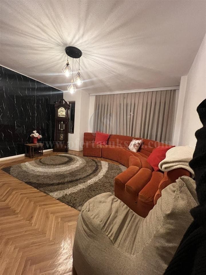 Jap me qira katin e shtepis 100m2 kati i -II-/Prishtine — fotografia 3