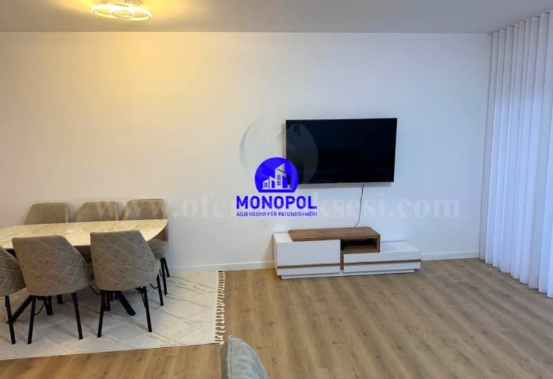 Jap me qira banesen 94m2 kati i -V- /Prishtine — fotografia 2